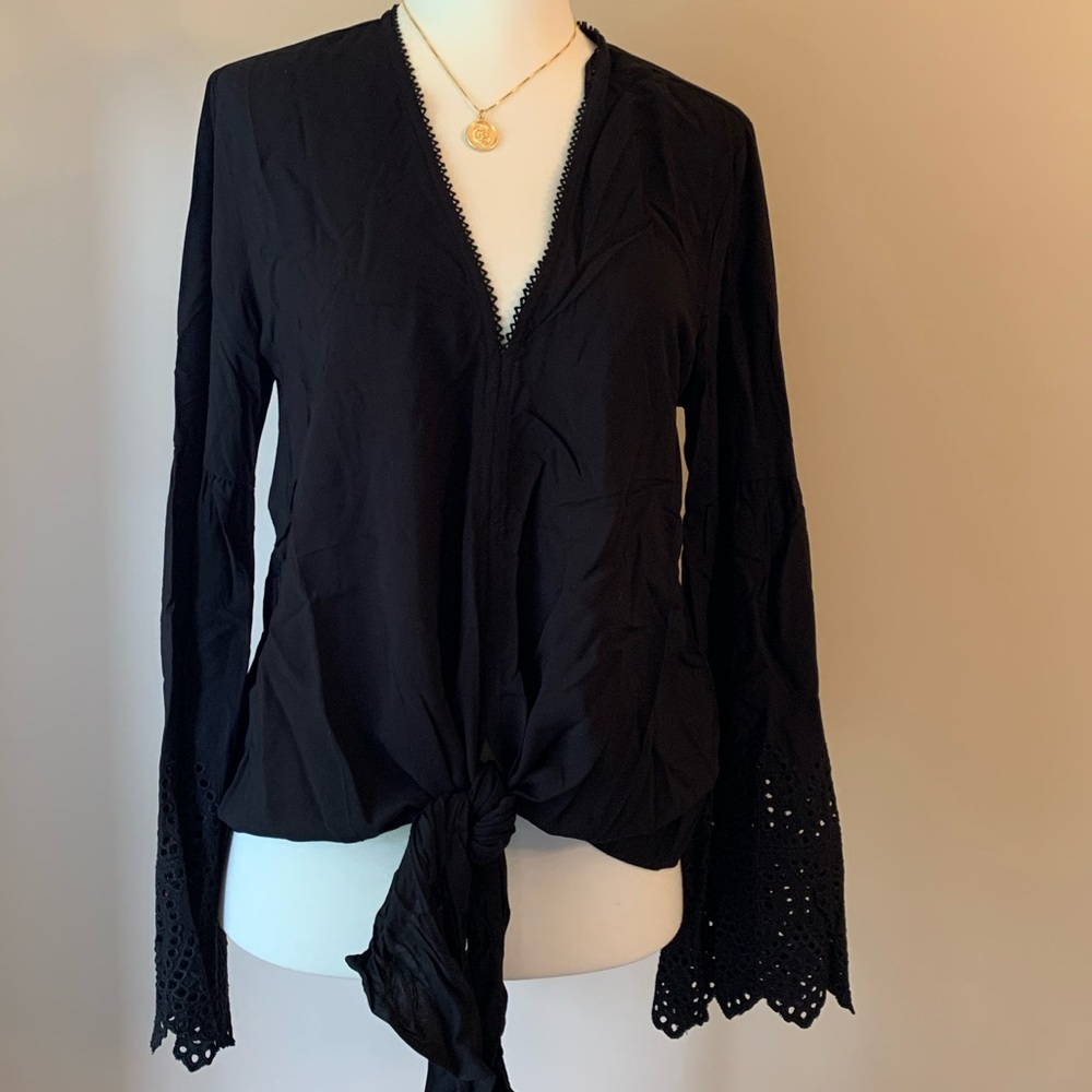 Last 1! 🌟Black Tie Front Bell Sleeve Top - Picture 2 of 8